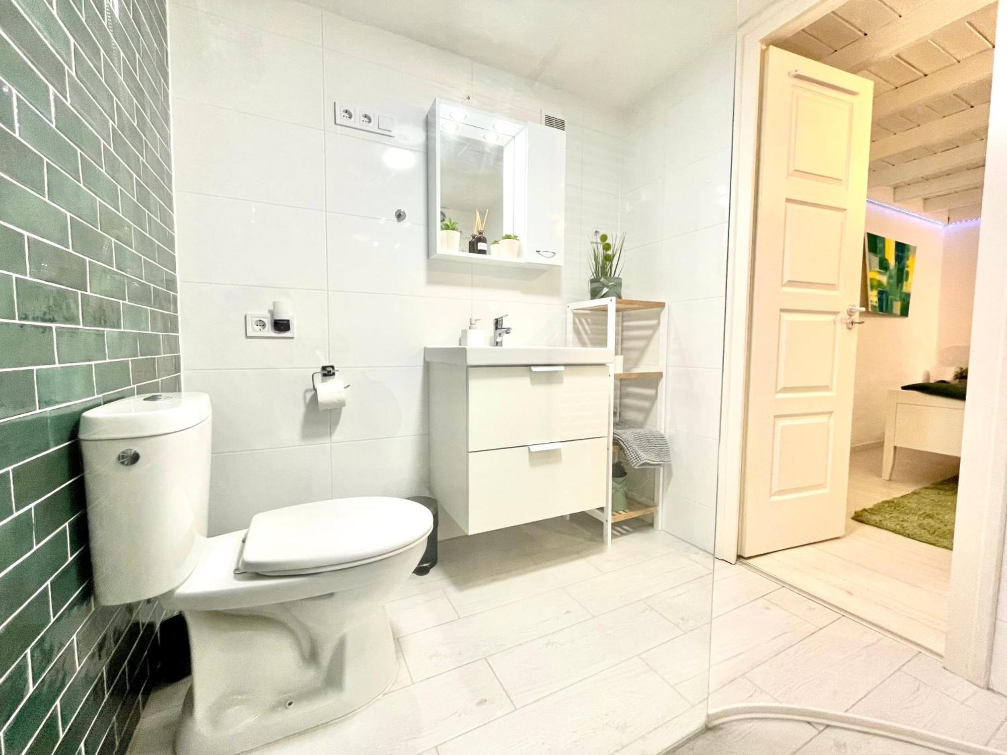 Teresian Apartment Near The Andrassy Street Free Air Conditioner Free Coffee ブダペスト エクステリア 写真